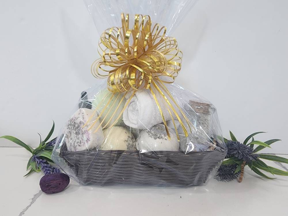 Holiday Gift Basket, Christmas Gift Basket, Housewarming Gift, Spa gift for women, Spa gift basket, Spa gift box, Thinking of you