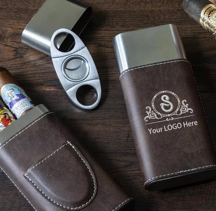 Custom Leather Cigar Case with Cutter, Groomsmen Gifts, Best Man Gift, Men's Birthday Gift Personalized Leather Cigar Case, Cigar Cutter Set