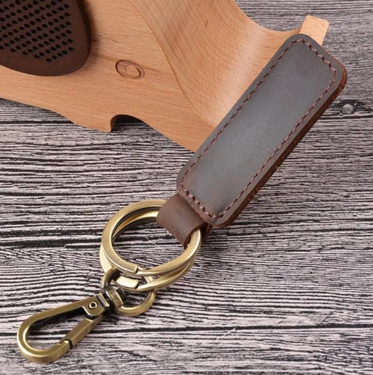 Personalized Leather Keychain, Customized Keychain, Custom Leather Key chain, Key Chain Gift, Custom Key Chain, Gift for Him, New Home Gift.