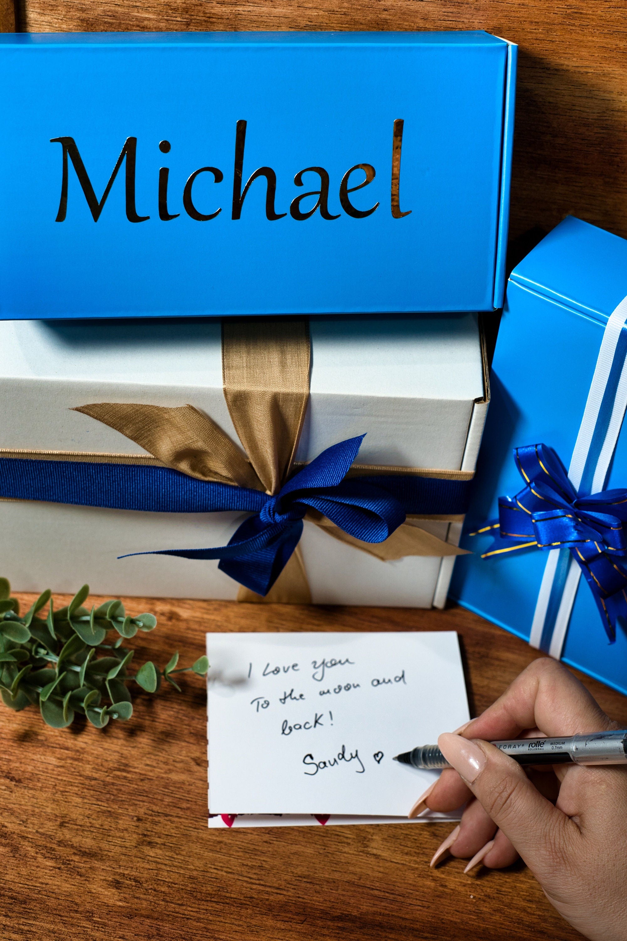 Gift Wrap, Shipping or Name on the Box