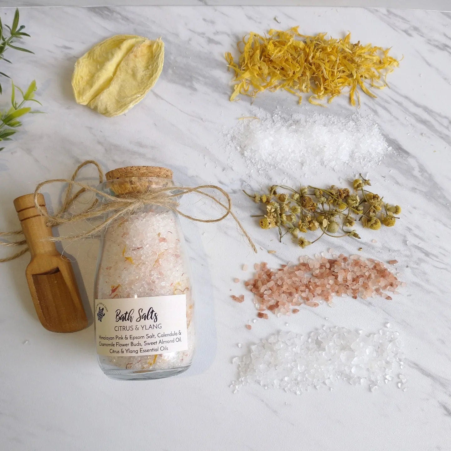 Personalized Spa Gift Set for Women | Self Care Basket, Birthday, Mother's Day Gift Box | Relaxation & Pampering, Thinking of You Gift Box