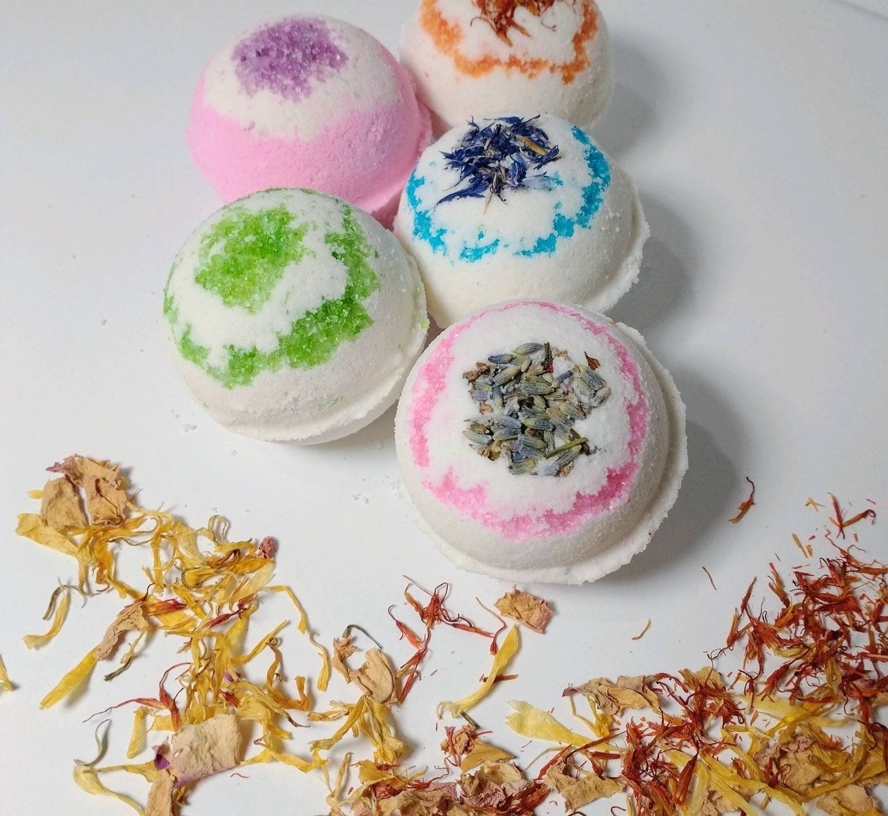 Sunshine Spa Gift Box: Natural Skincare, Aromatherapy Candle