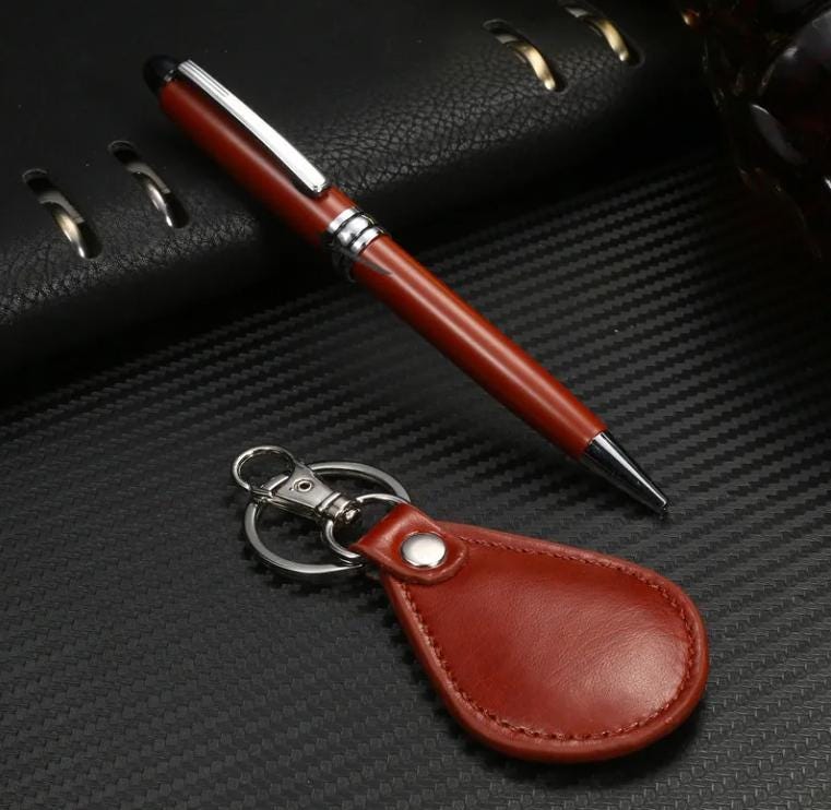 Corporate Gift Set Keychain Gift Set Laser Engraved Logo Business Promotion Personalized Stationery Pen and Key chain Set, Office Gift Box