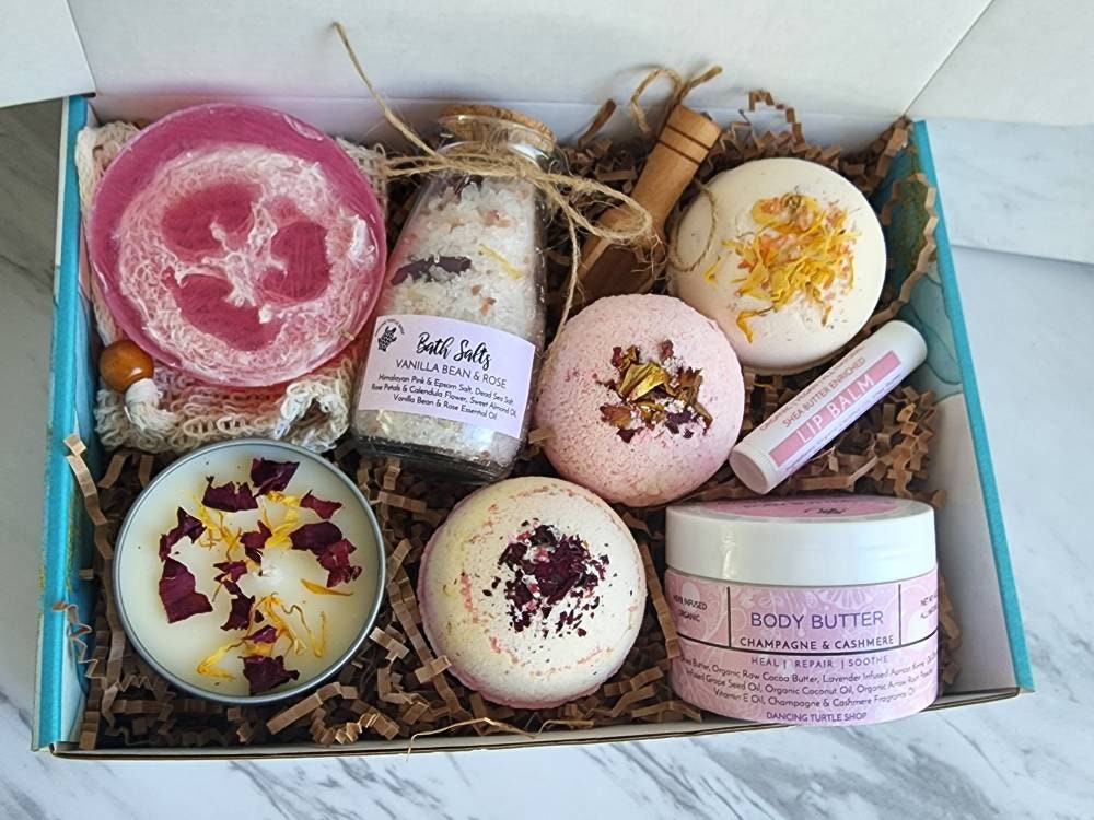 Bridesmaid Gifts, Personalized Gifts for Her, Birthday Gift Box, Self Care Gift Box, Custom Gift, Spa Gift Basket.