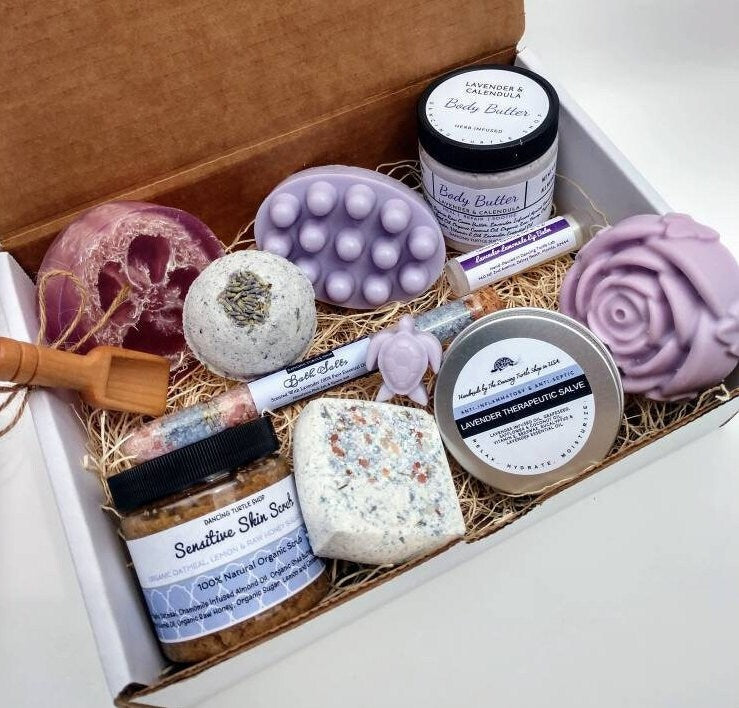 Personalized Gifts for Mom, Lavender Spa Gift, Mothers Day Gift, Gift Baskets, Self Care Gift Box, Best Selling Items.